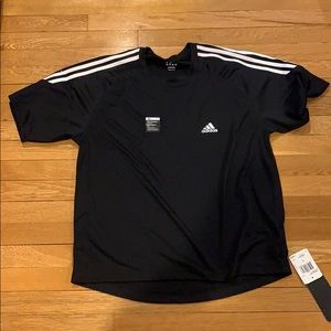 Brand new sports top